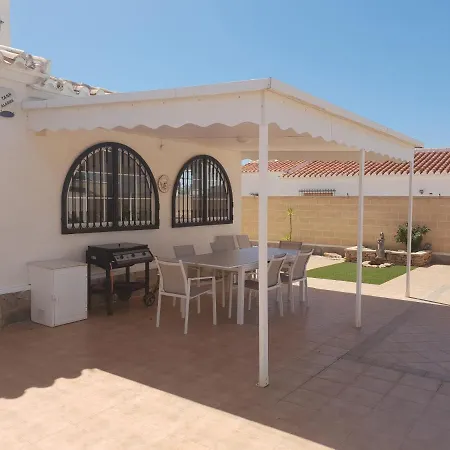 Vicente 61 Villa